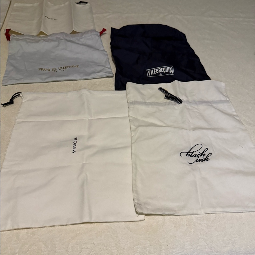 Vince White and Cream Dust Bags